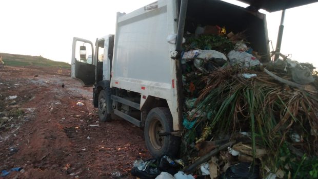 Prefeita Adelma Cristovam anuncia fim do lixão em Pitimbu: “Agora precisamos do apoio da população na coleta seletiva"